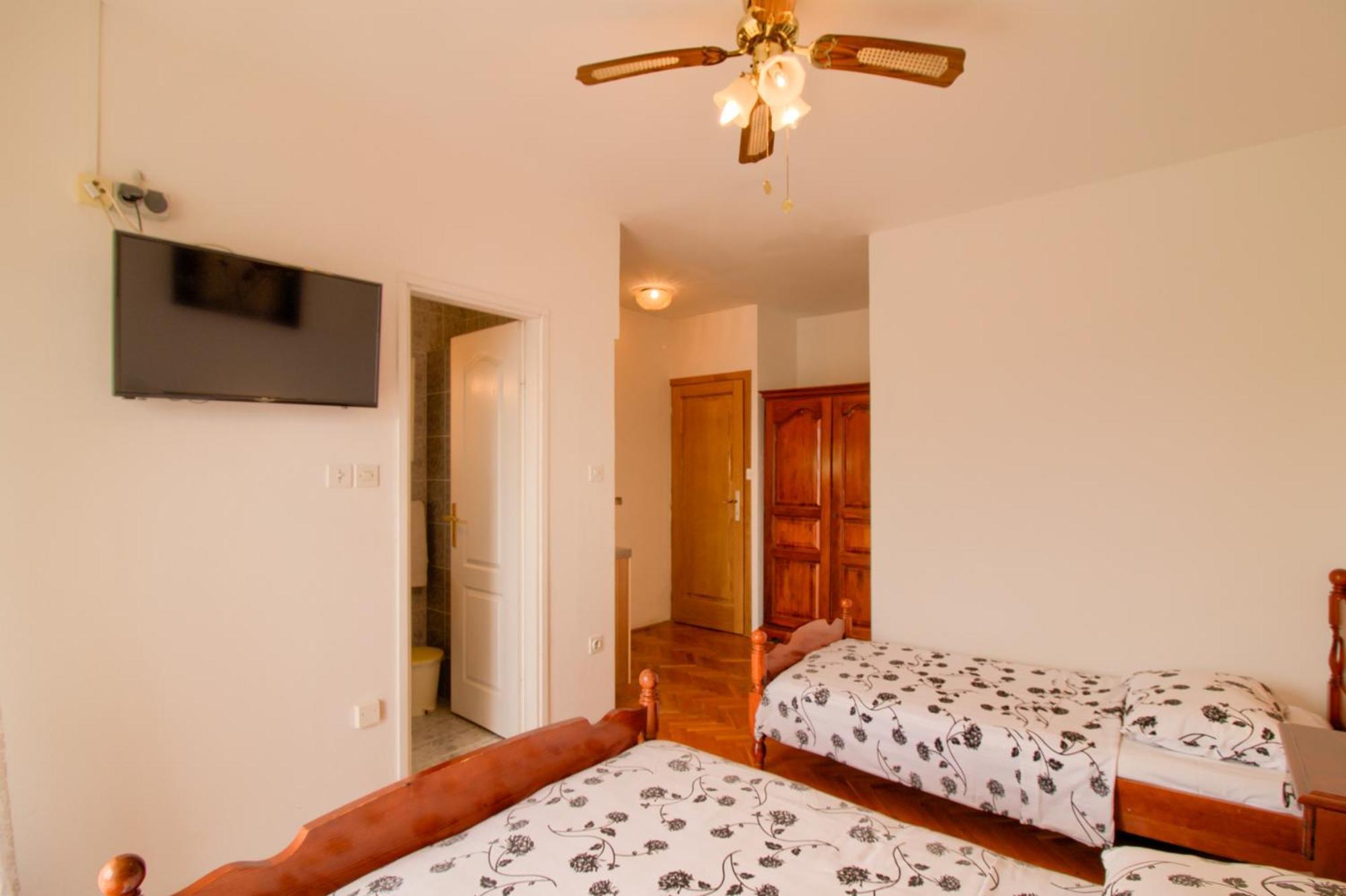 Apartments Sosic II Ровинь Экстерьер фото